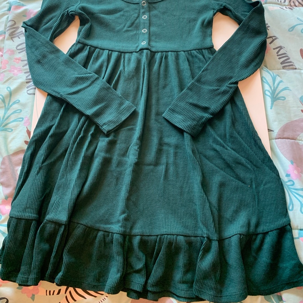 ⭐️Wild Fabel Dress⭐️ - Picture 2 of 5